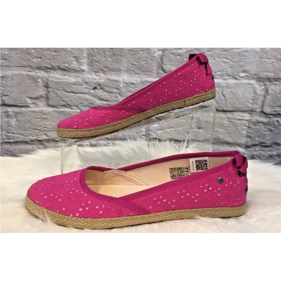 NWOB Ugg Pure K Tassy Eyelet Flats in Pink. Size 6 Girls/Women's 8 - Picture 9 of 11